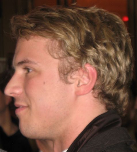 Freddie Stroma
