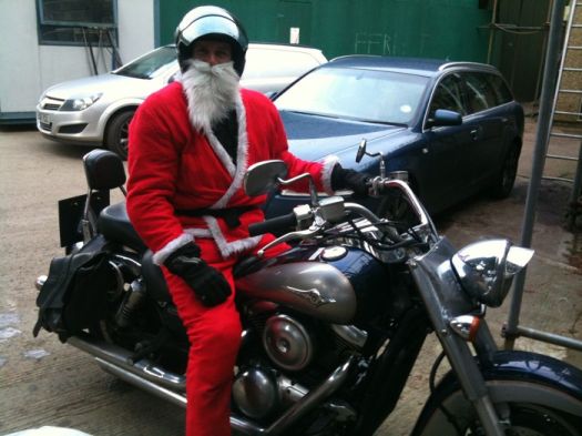 "I detected a lack of Christmas spirit today at the studios...until I saw this guy! What a joker! Love it x"
